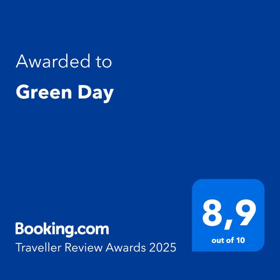 Green Day Новиград Экстерьер фото